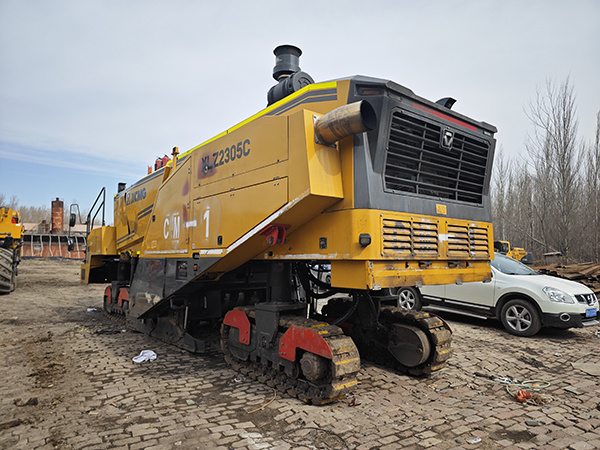 ②徐工XM2305C 銑刨機.jpg